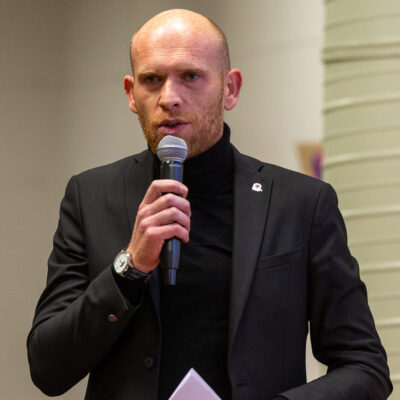 Guillaume TATU - maire adjoint d'annecy en charge de la jeunesse et membre du collectif Oui Annecy !